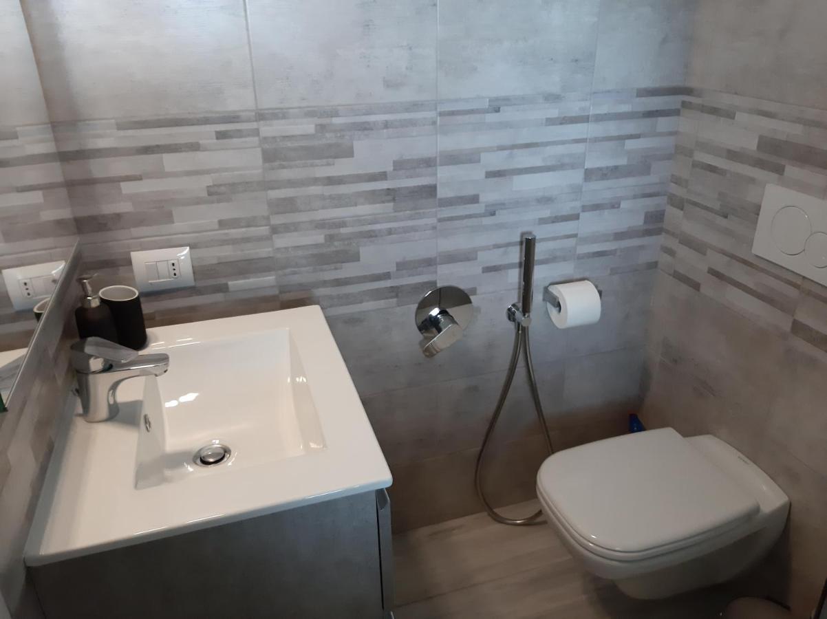 Il Nido Della Fenice Brunate Ngoại thất bức ảnh